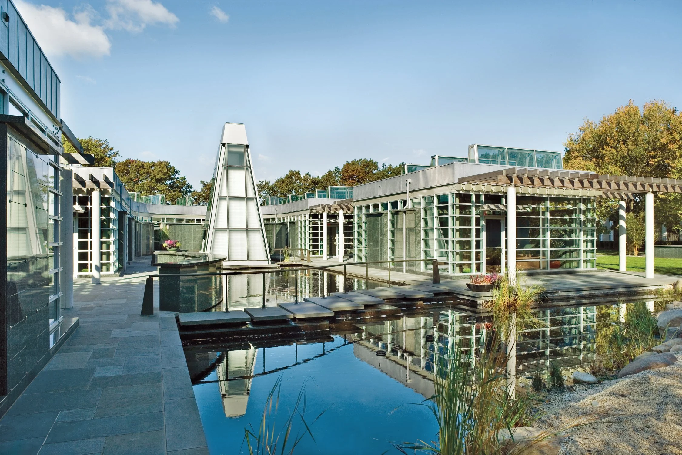Green-Wood, Tranquility Garden Columbarium — PBDW Architects